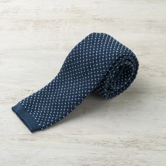 ドット柄ネイビーニットタイ